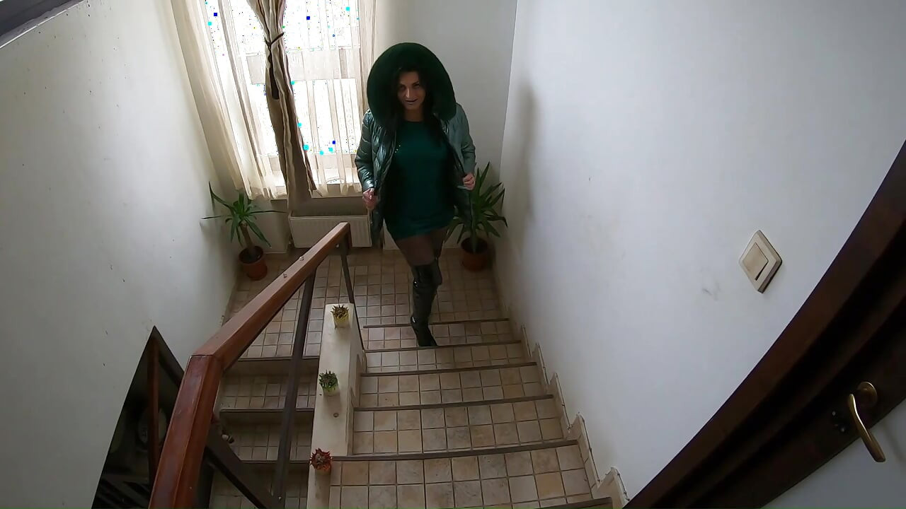 Dvojité potěšení s Milfycalla epizoda 45 ze 47 kůže, punčochy a drsné kouření