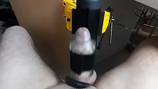 Becerikli yabancılar tarafından kontrol ediliyor