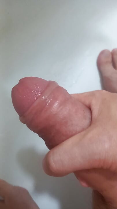Beautiful Body SpeedSonik Masturbates Big In