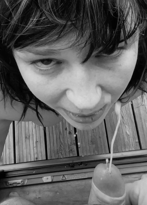 Huge Outdoor Facial Cumshot