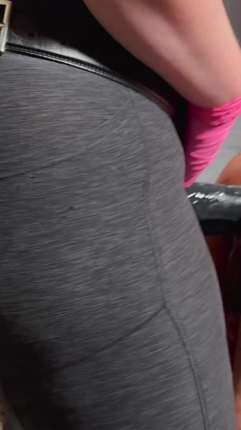 Muss man gesehen haben von "Dickes BBC-pegging! (7 minuten bearbeitung von 14 minuten video mit Hankeys Cyrus King M)"