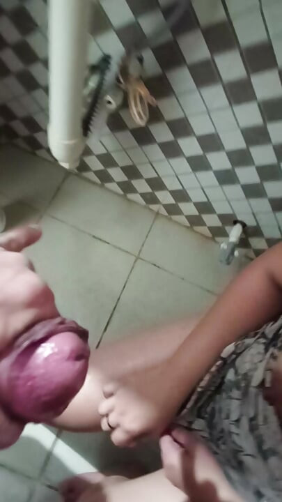 Big Tits MILF Giving Me a Stand up Position that My Cock Straight Ahead into her and Suck it and Cum into Her Mouth!