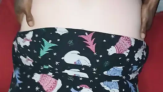 Memek sempit cewek ini dientot habis-habisan sama kontol raksasa pria kulit hitam