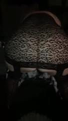 My wife shaking her ass.
