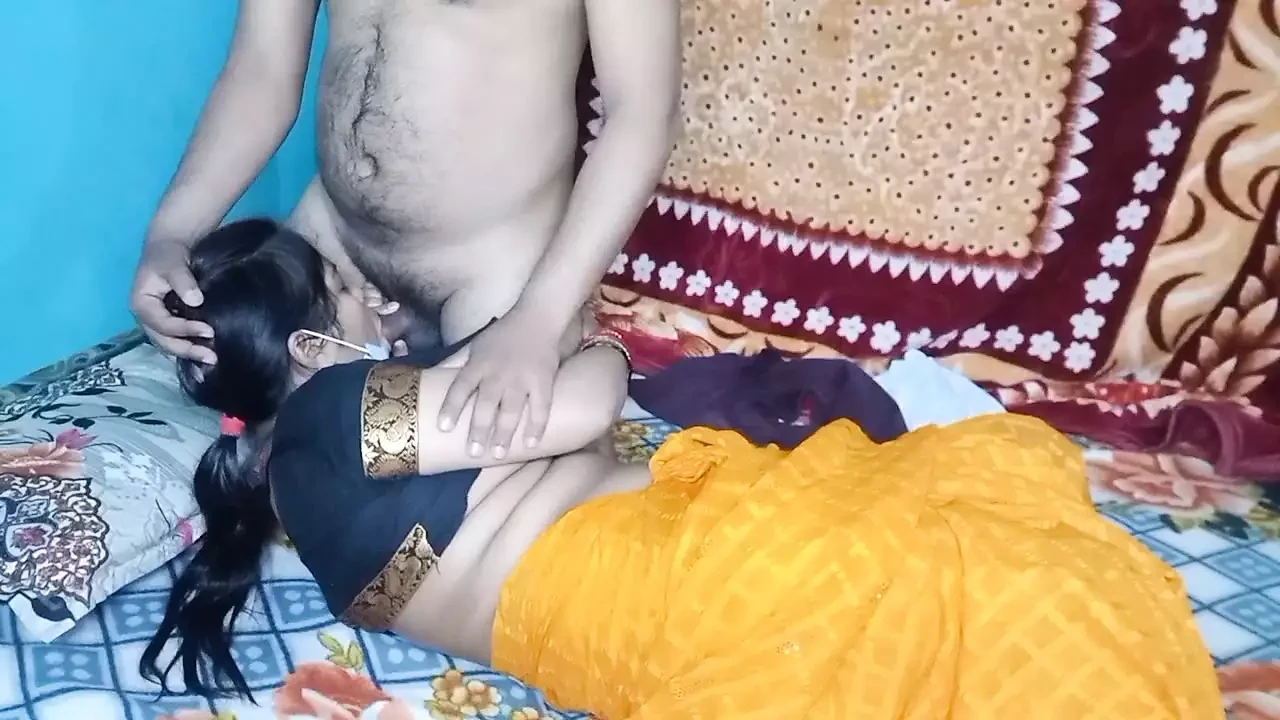 Chubby bhabhi wants to fuck her husband.