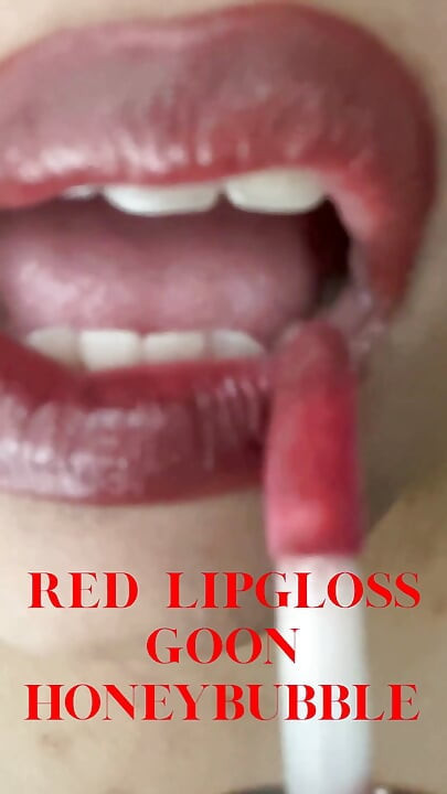 Применение красной Lipgloss губ, фетиш, Gooning, женское доминирование, Финдом