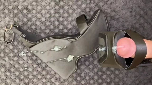 Cum on black wedges
