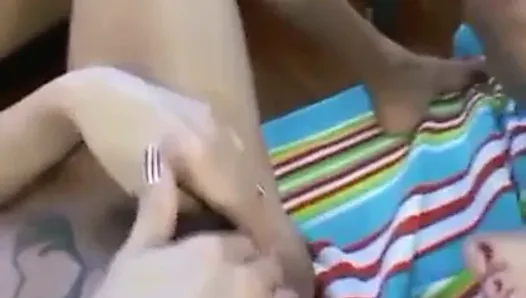 Toe sucking foot pussy fucking fetish lesbians