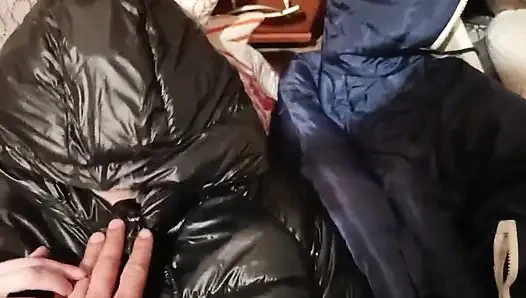 Down jacket fetish - lagi asik mainin dan crot di jaketnya yang mengkilap