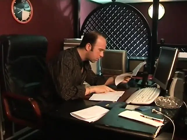 Brunette girl pussy licking pussy fucking pussy fingering...cum in mouth