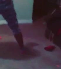 Saya twerking
