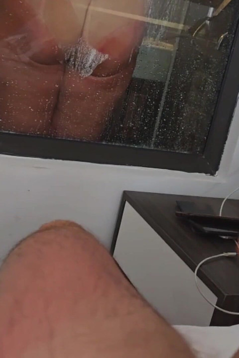 Stepson Jerks off on a Washing Stepmom