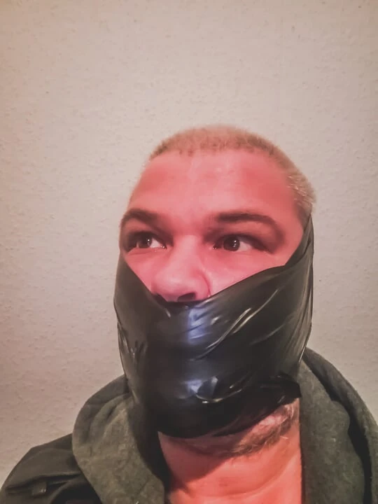 Task gagged