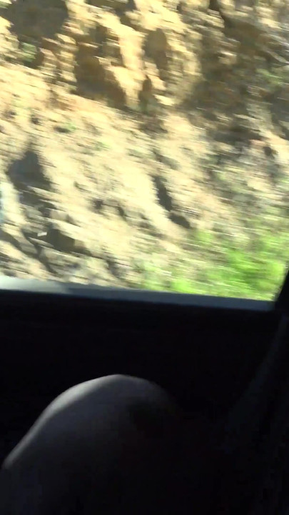 Amador modelo BTS diversão no carro e férias e preliminares enormes no carro aquecendo seu pau para mais tarde POV | Clipe 3