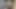 コロンビアのククタでルームメイトと一緒に座っている勃起したペニス