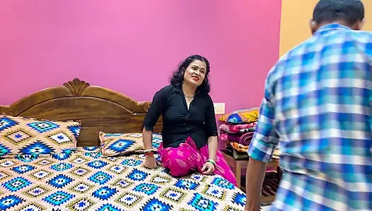Penis besar debour ji ne mouka milte he bhabi ko pussy main kiya ungli atau bhabi ne pilia pussy ros