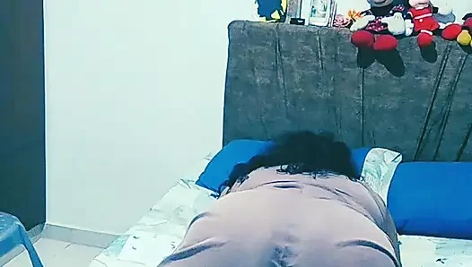 Kamu adalah godaan paling nikmat