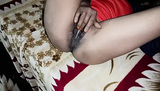 Teil 1 Desi-ehefrau radha bhabhi trifft harte entscheidung fürs gesicht