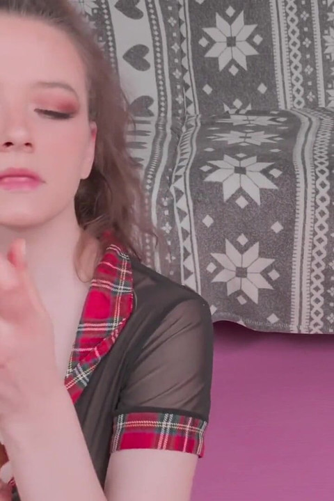 Ritzy Rain Stretches Her Slutty Butthole with Toys, She Take Them From Ass to Mouth and Squirt in the End