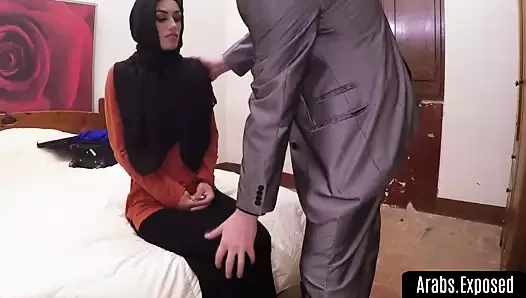 Amateur arab pussy banged hard