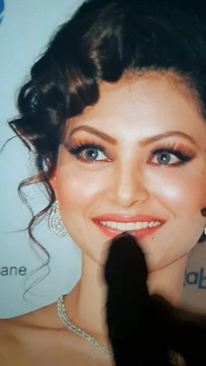 Urvashi Rautela Cum Tribute