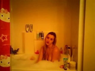Fuck Buddy 6 Bath and Rub