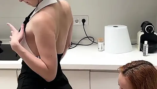 Wicked Office Worked Gave Golden Shower to Her Submissive Friend