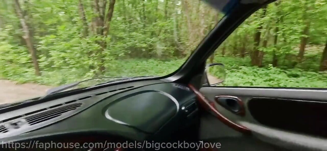 He Fucked a Stranger Hard in an Abandoned Building, Cumming Right in His Ass