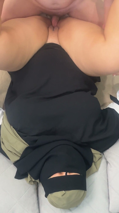Sexy wife in a hijab has sex with her husband and gets creampied in her pussy | Clip 1
