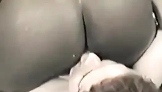 Kecanduan kontol besar pria kulit hitam - video bokep amatir dan buatan sendiri 100%