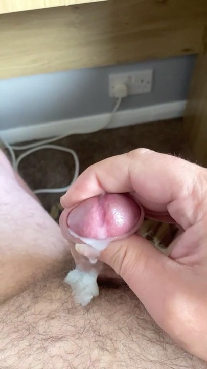 Quick wank whilst working