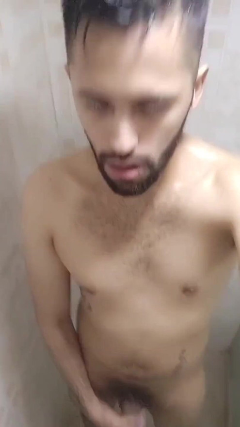 I don't know why I get so damn horny in the shower