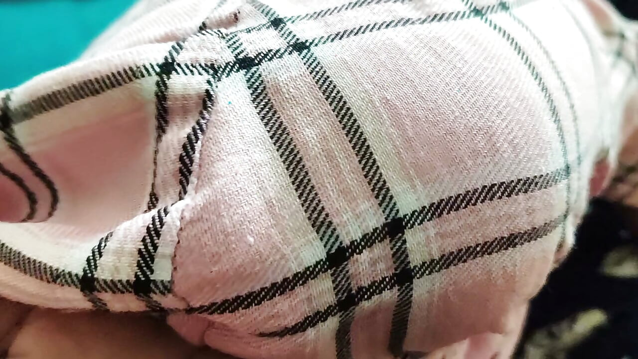 Irmã desi seduziu o meio-irmão