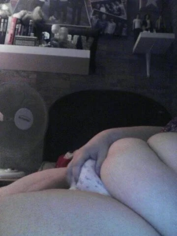Lovely little panty rub