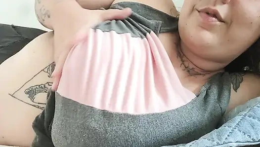 Ich Bereite Meine Möpse Vor, Dir Milch Zu Geben