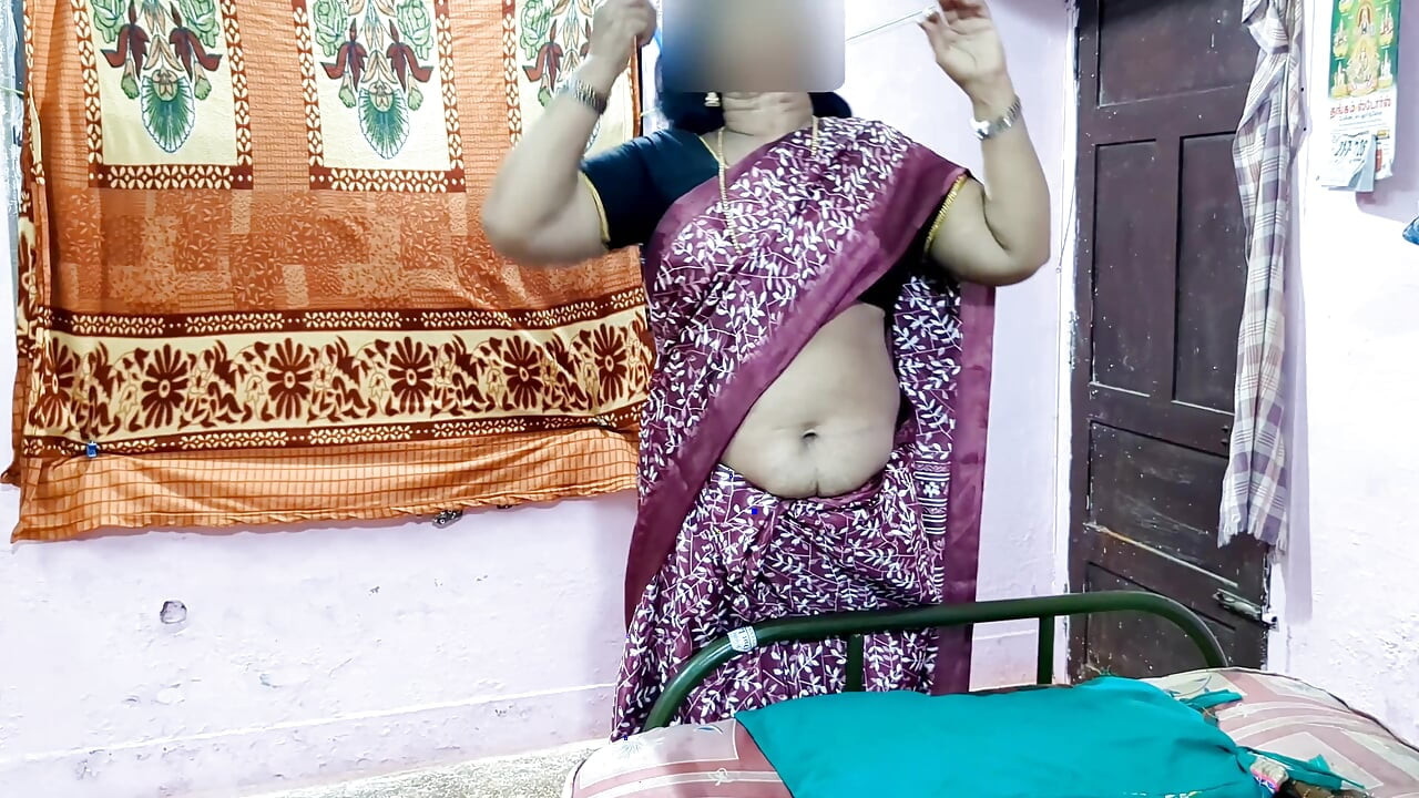 Desi Stepmom's Navel Seduction & Raw Passionate Overflowing Creampie