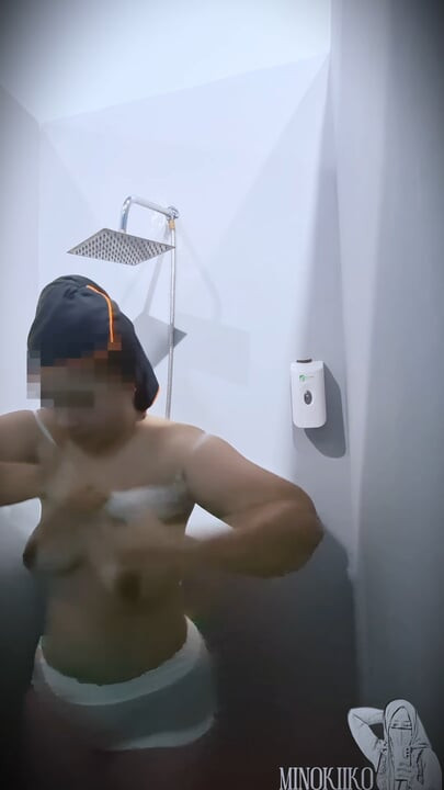 Showering at Public Gym Bathroom For My Lovely Boyfriend - Minokiiko