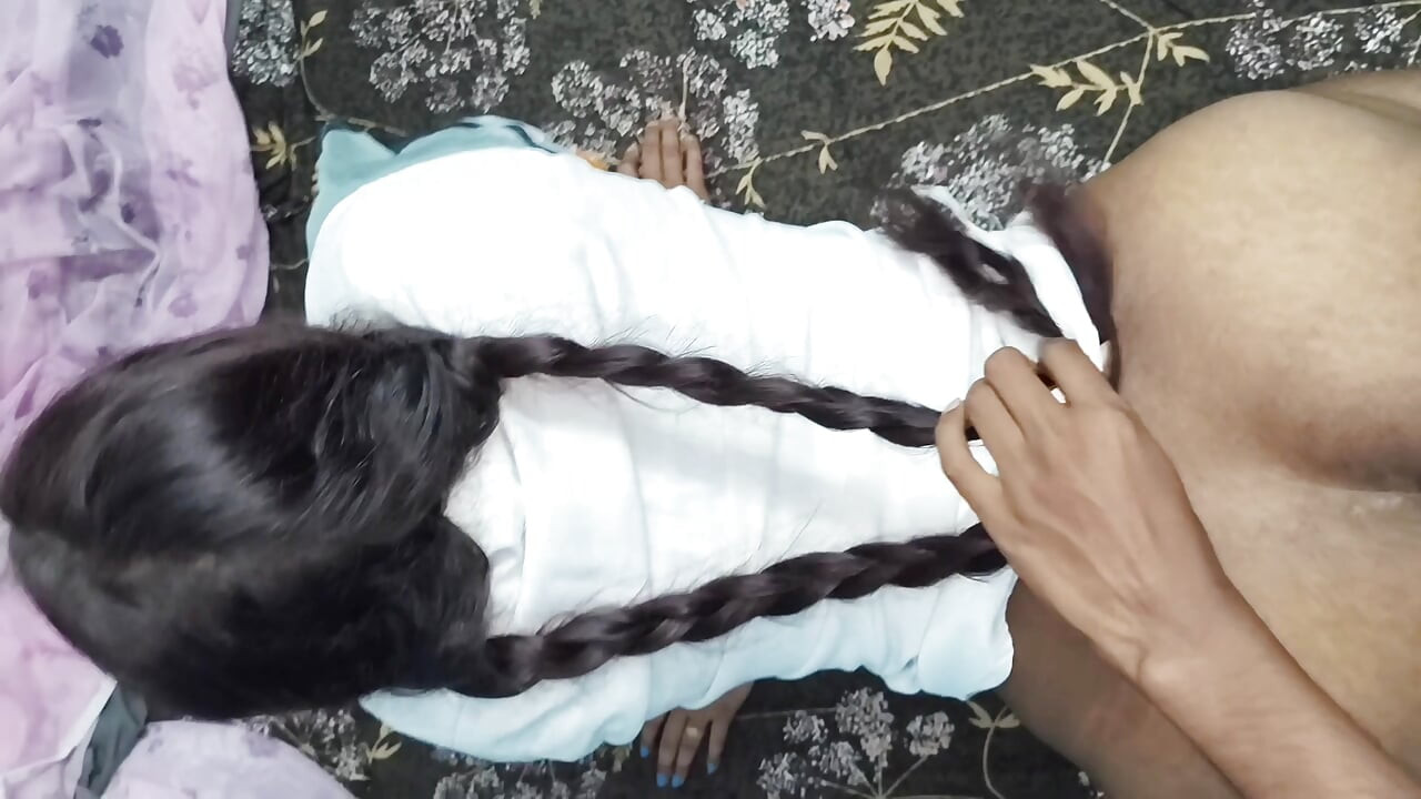 Bhabhi ke bahan Ghar per I Hui Hai