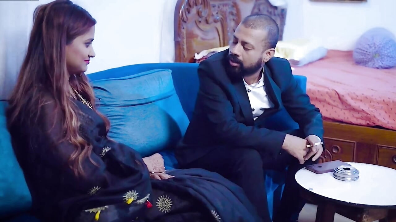 Little step sister ko paise dekar jabbar dasti ghori bna kar pel diya