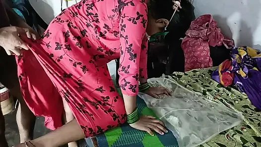 Üvey kız kardeş göt marai bhai domaltmalı Hintçe ses kaydında ayakta