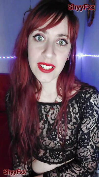 Shyyfxx a Hungry Vampire Who Uses You to Relieve His Roleplay Fever JOI