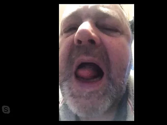perfect hot daddy wanking
