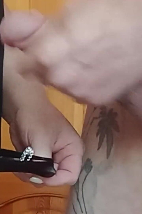 Chiloți plini de spermă după masturbare # 1