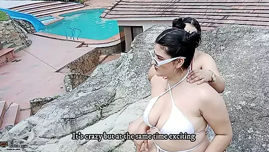 Horny friends decide to have oral sex outdoors - Porn in Spanish
