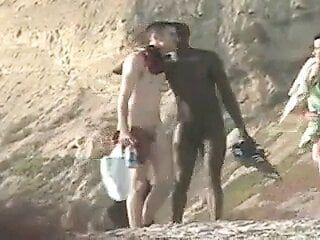 Praia de nudismo nobre