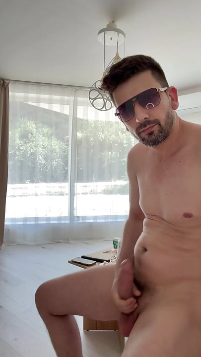 Dübörgés munka előtt Marina számára