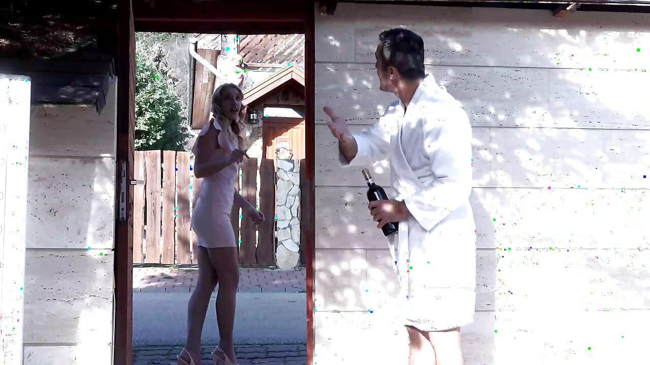 Секс с бывшей! Он приглашает свою бывшую в тройничок!