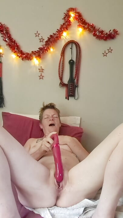 น้ําหีแตกสามคนและ Ho Ho Ho