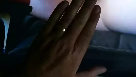 elena'nın amına dokunmak