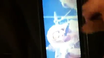 Kızlar yüksek sesle boşalıyor :p